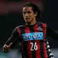 Irfan Bachdim dengan kostum Consadole Sapporo (Twitter)