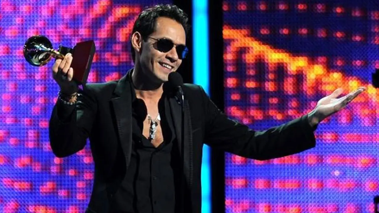 marc-anthony-131123b.jpg