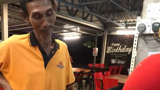 Berikan Burger Sebagai Ganti Kue Ulang Tahun