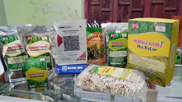 Produk-produk olahan kelor yang diproduksi Kelorida di Bantul, DIY.