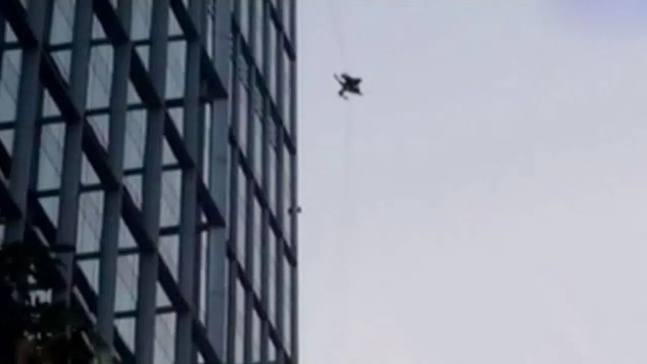 Segmen 3: Penyelamatan Imigran hingga Menari Balet di Atas Gedung