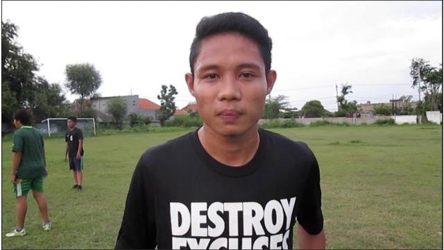 Evan Dimas akan berangkat ke Spanyol untuk mengikuti latihan bersama klub Espanyol B selama 4 bulan mulai dari Februari-Mei 2016. Berikut curhatan Evan Dimas sebelum terbang ke Spanyol.