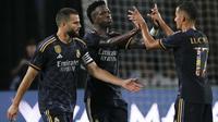 Pemain Real Madrid, Vinicius Junior merayakan gol yang dicetaknya ke gawang Juventus dalam laga uji coba di Orlando, Kamis (3/8/2023) pagi WIB. (AP Photo/John Raoux)