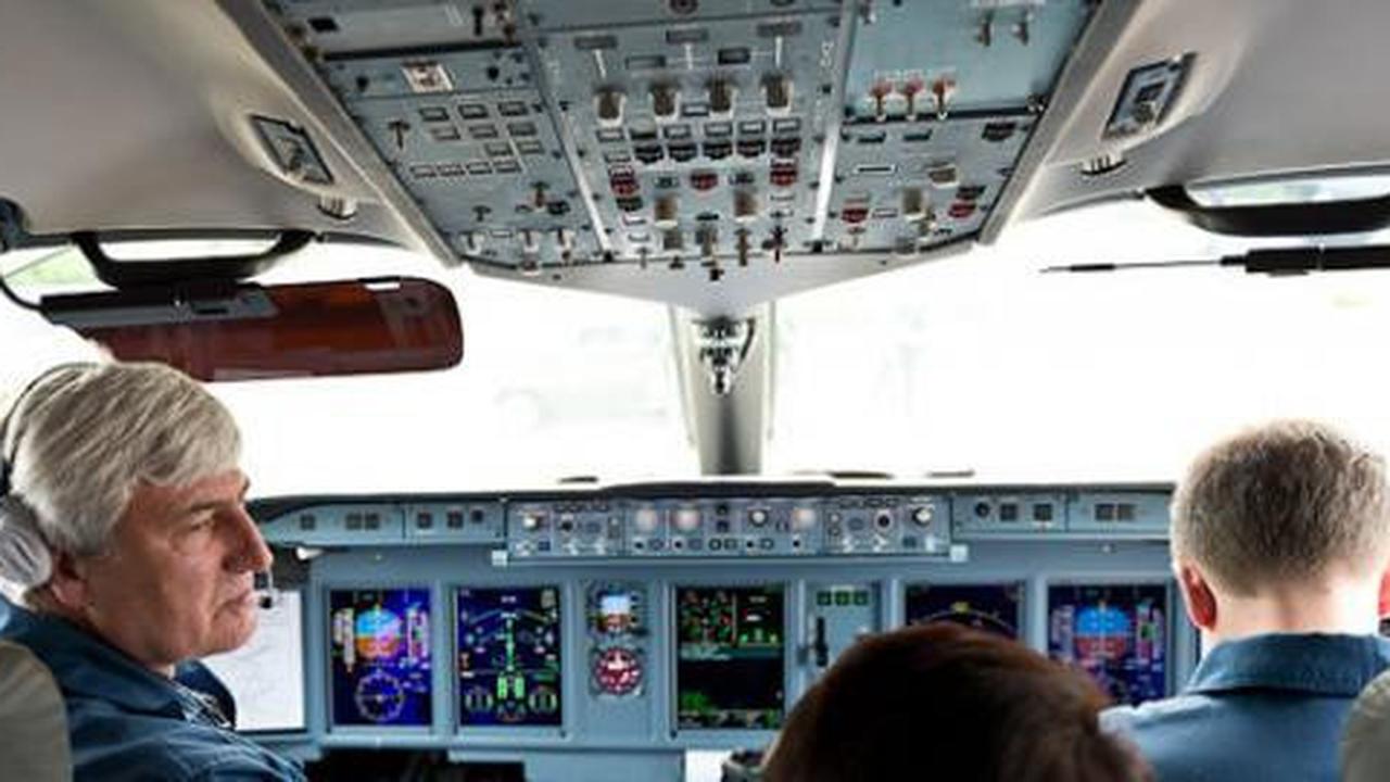Sukhoi jatuh karena pilot salah perhitungan?