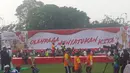 Suasana kemeriahan acara perayaan Hari Olahraga Nasional ke-34 di Stadion Dr. H. M. Soebroto, Magelang, Sabtu (9/9/2017). Haornas tahun ini mengangkat tema "Olah Raga yang Menyatukan Kita". (Bola.com/Dorojatun)