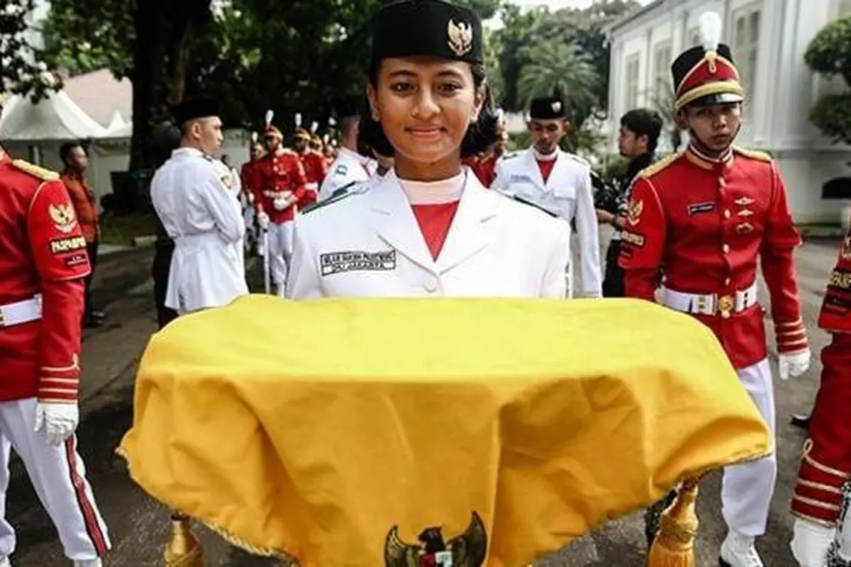 Selain Nilam, Ini 9 Paskibraka Cantik Pembawa Bendera Pusaka