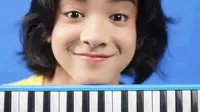 Haykaal Berbagi Kisah Tentang Lagu Hati Gembira Bersama Murid SD di Australia Melalui Video Call 