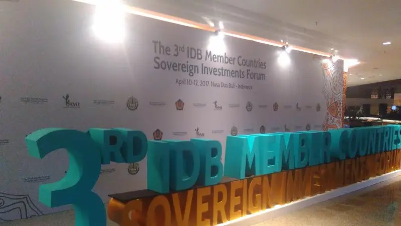 Indonesia menjadi tuan rumah acara The 3rd Islamic Development Bank Countries Sovereign Investments Forum (IDB SIF) 2017 di Bali International Convention Center (BICC), Nusa Dua Bali pada 10-12 April 2017. (Liputan6.com/Fiki Ariyanti)