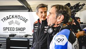 Massimo Rivola (kiri) bersama Davide Brivio dari Trackhouse. (Speedweek)