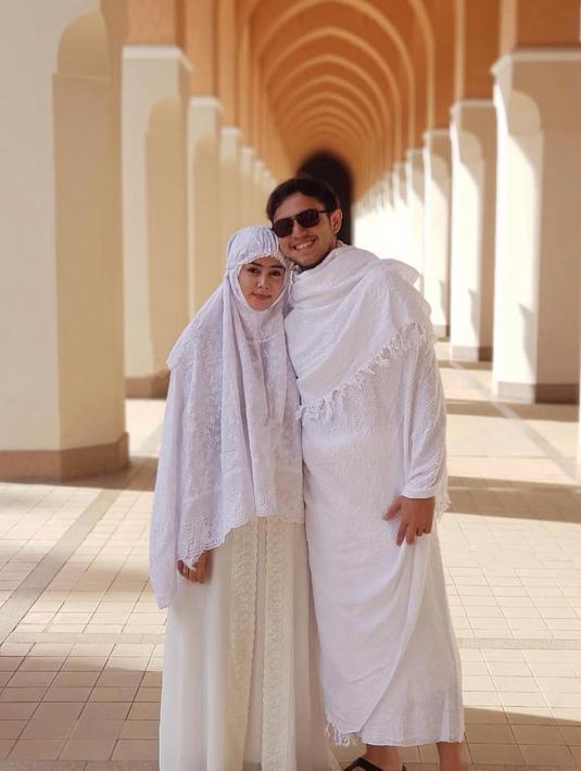 Rifky Balweel Bersyukur Setelah Istri Berhijab Makin Banyak Endorse