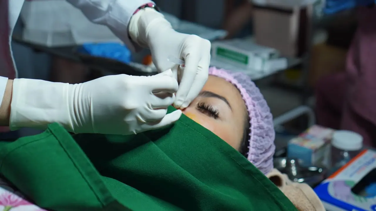 Perawatan Augmentation dan Contouring dapat digunakan untuk menyempurnakan wajahmu