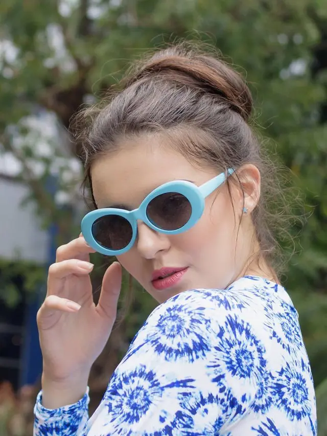 Murah Banget! Kacamata Ini Bukti Kurt Cobain Selalu di Hati