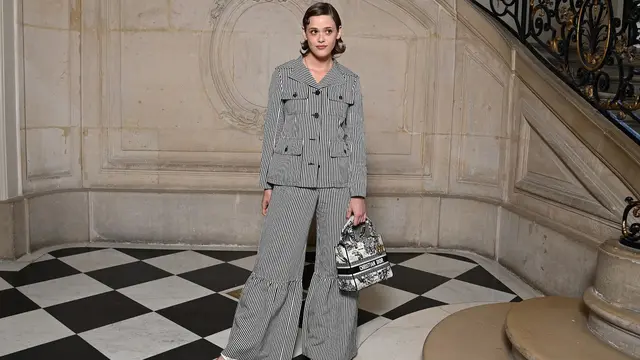 6 Tampilan Seleb Hadiri Dior Haute Couture Autumn/Winter 2022-2023 Fashion Show, Naomi Watts hingga Maye Musk