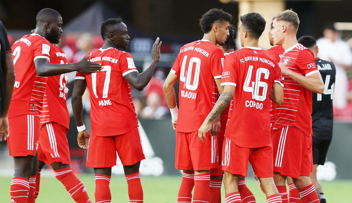 Pemain baru Sadio Mane dan Matthijs de Ligt menjalani debut yang manis bersama Bayern Munchen. (Rob Carr/Getty Images/AFP)