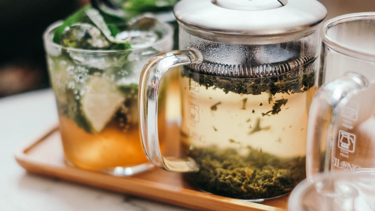 Badan Pegal Linu? 7 Minuman Ajaib Ini Bisa Hilangkan Rasa Lelahmu!