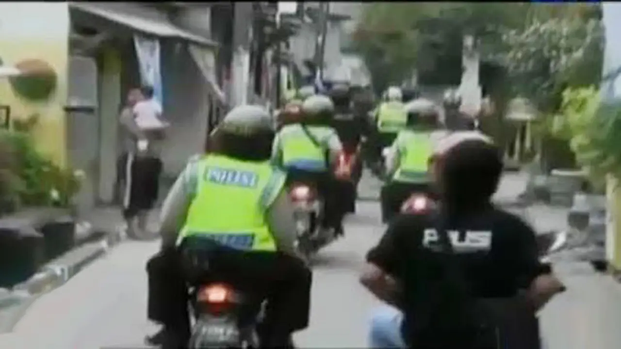 Segmen 5: Penggerebekan Kampung Bahari