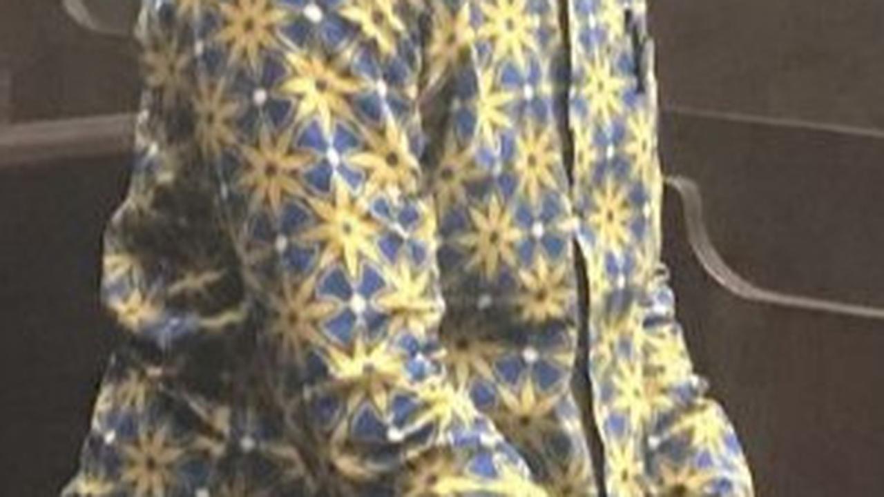 Rafael Alun Pakai Batik Seragam Kemenkeu Motif Truntum saat Bacakan Pleidoi, Ini Maknanya