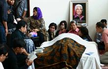 Mengenang Adnan Buyung bersama aktivis '98 melawan rezim Soeharto