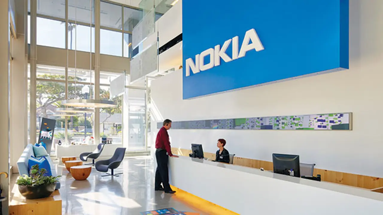 nokia-130905b.jpg
