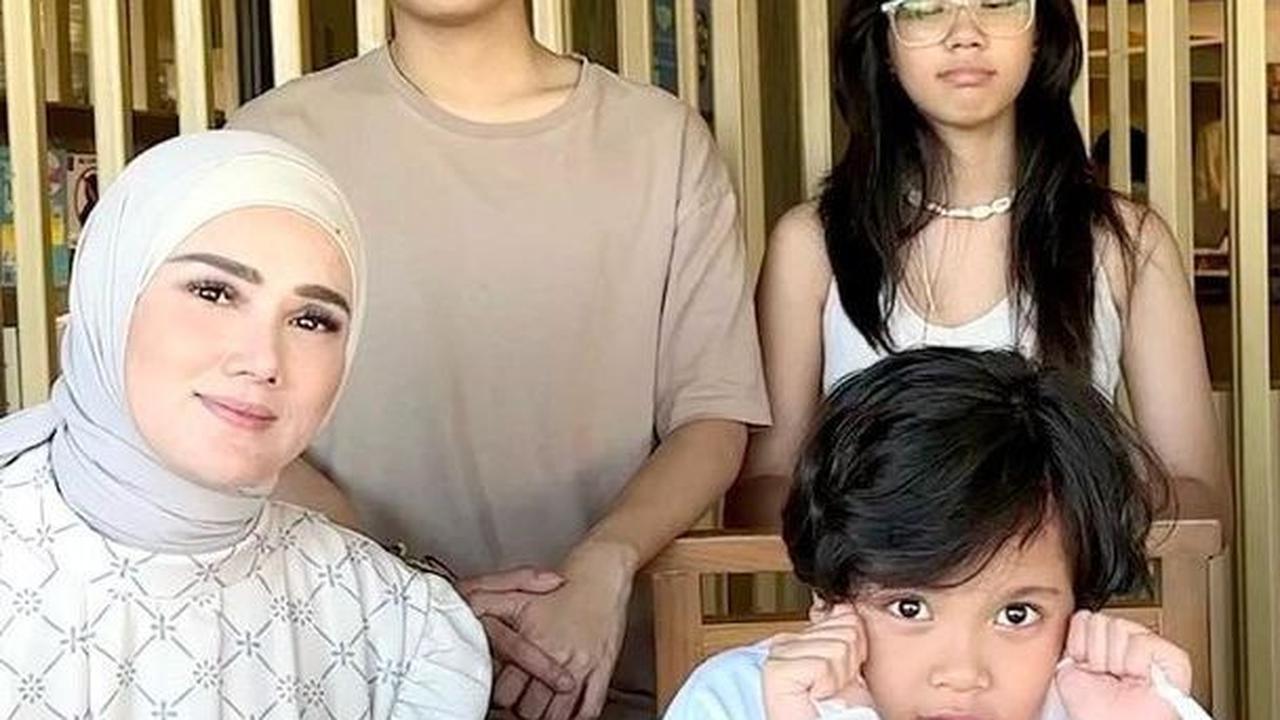 Keluarga Good Looking, Intip Momen Kebersamaan Mulan Jameela Bersama Keempat Anaknya yang Ganteng dan Cantik