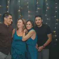 Begini pesona Wulan Guritno dan sang ibunda yang nggak kalah awet muda meski memasuki usia kepala enam. [@wulanguritno]