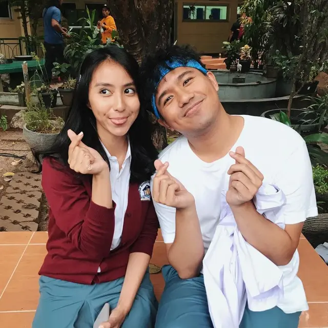 6 Potret Perjalanan Cinta Joshua dan Clairine, Cinlok Hingga Resmi Menikah