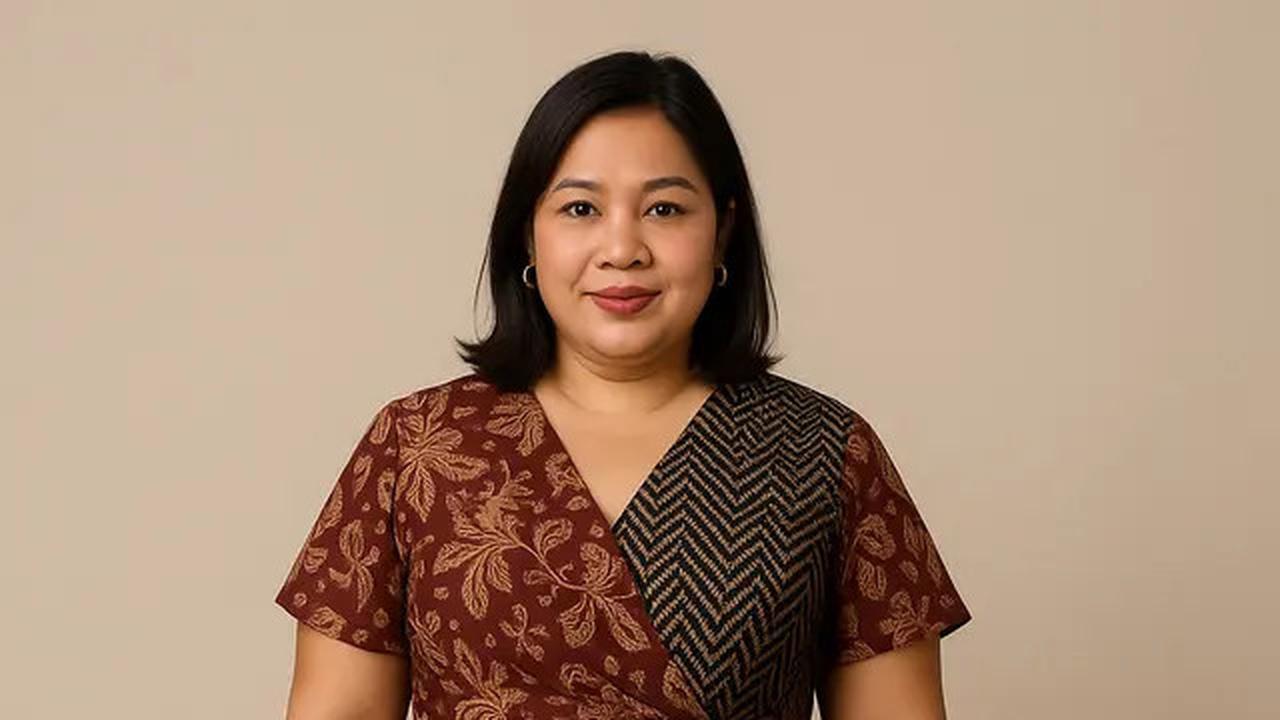 7 Model Baju Batik Wanita Gemuk agar Terlihat Ramping, Rahasia Siluet Elegan tanpa Diet Ketat