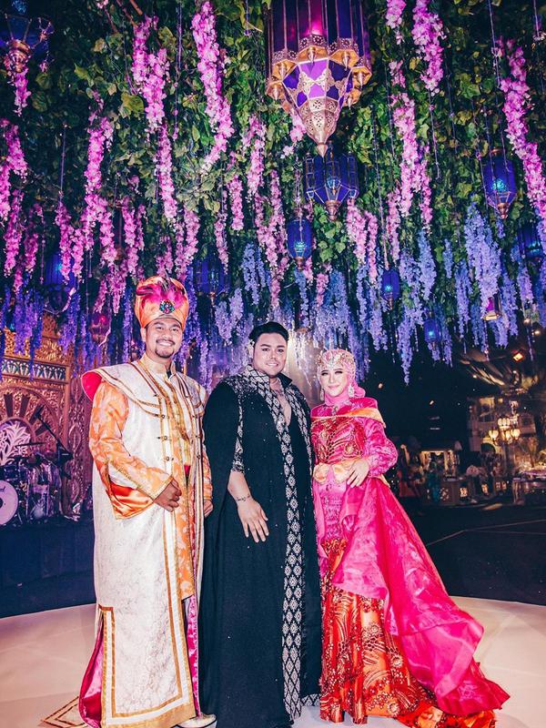Pernikahan viral seperti film Aladdin (Sumber: Instagram/intansazzahra)