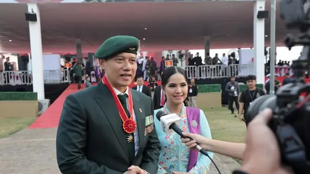 Annisa Pohan tampil menawan dan mencuri perhatian di HUT TNI Ke-79 (Instagram/@agusyudhoyono dan @annisayudhoyono)