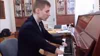 Bermain Piano Tanpa Jari Tangan, Remaja 16 Tahun Dipuji Netizen
