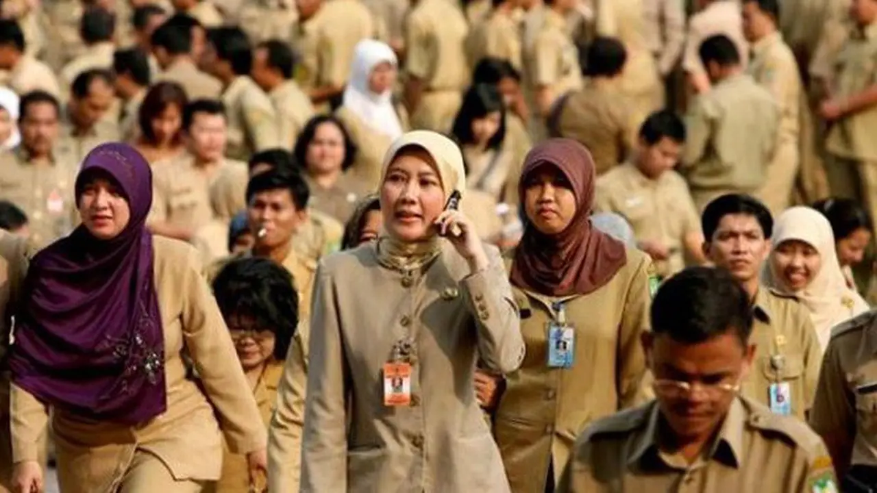 Hal ini dilakukan agar PNS di Indonesia memiliki daya saing tinggi dan bersaing dengan aparatur sipil negara di luar negeri.