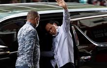 Momen Hercules Buka Puasa dan Salat Bareng TNI Polri, jadi Idola Ramai Dimintai Foto oleh Anggota
