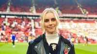 Kirsty Shelts Perempuan Cantik yang Jadi Presenter Manchester United TV (Dok. Instagram Kirsty Shelts)