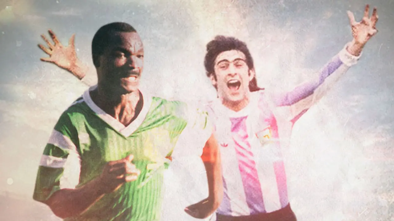 Roger Milla dan Mario Kempes