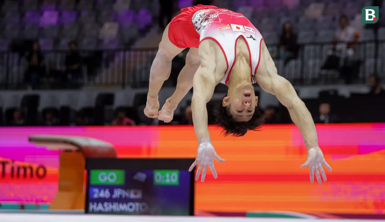<p>Pesenam Jepang, Daiki Hashimoto beraksi pada nomor senam lantai pada final All-Around Kejuaraan Dunia Gimnastik 2025 di Indonesia Arena, Senayan, Jakarta, Rabu (22/10/2025). (Bola.com/Bagaskara Lazuardi)</p>