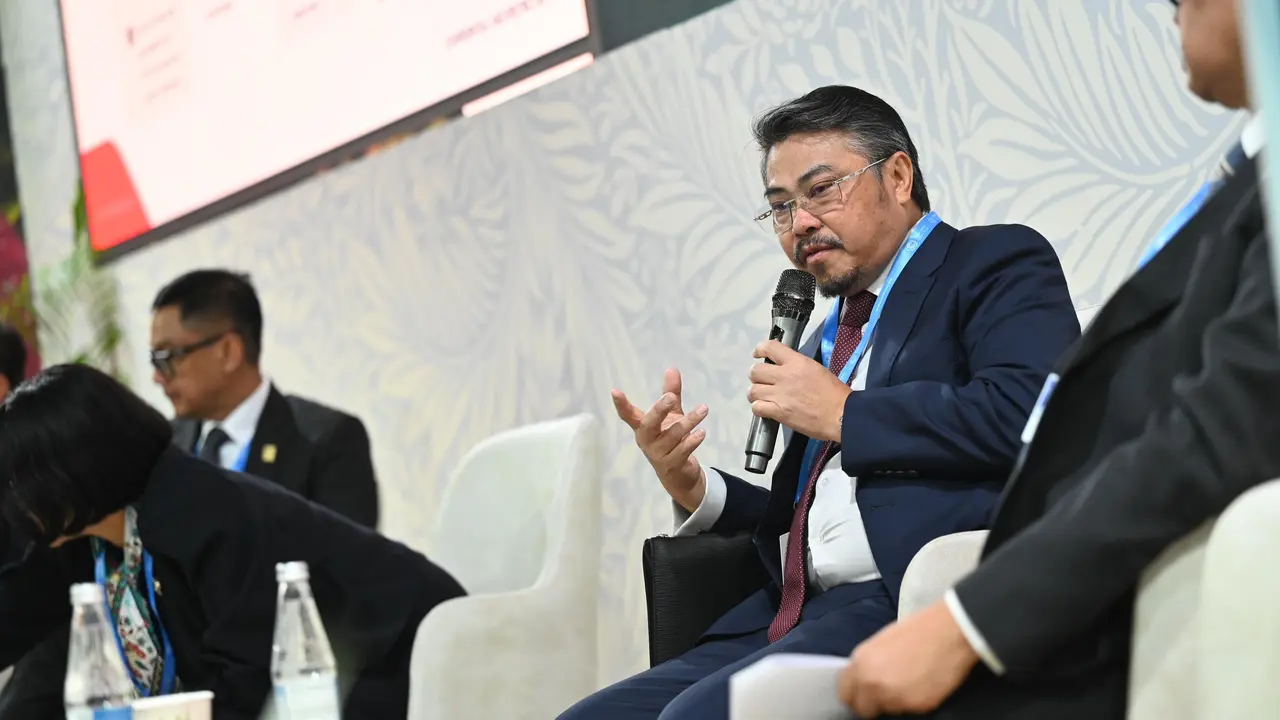 Chief Executive Officer Pertamina New & Renewable Energy (Pertamina NRE), John Anis dalam Indonesia Pavilion di COP29, Baku, Azerbaijan (11/11)