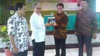 Ketua Badan Sosialisasi 4 Pilar MPR Ahmad Basarah dalam acara Seminar Bung Karno, Islam dan. Pancasila di Sekolah Tinggi Ilmu Ekonomi Ahmad Dahlan Ciputat, Jakarta. (MPR)