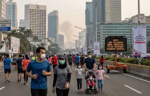 5 Cara Hadapi Abu Vulkanik Anak Krakatau dari Dokter Tirta