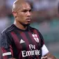 SANTAI - Nigel De Jong menanggapi santai hasil buruk yang dituai AC Milan di tiga laga awal Serie A. (Football-Italia)