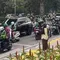 Kala BMW X5 Bikin Macet Kuningan, Pemiliknya Justru Tuai Pujian