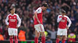 The Gunners kalah dengan skor 1-2 di kandangnya sendiri, Emirates Stadium, London, Inggris. (AP Photo/ Dave Shopland)