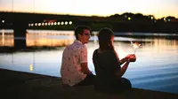 Perlahan Tapi Pasti, Ini 6 Tips Curi Perhatian Gebetan Bagi Kamu Si Introvert