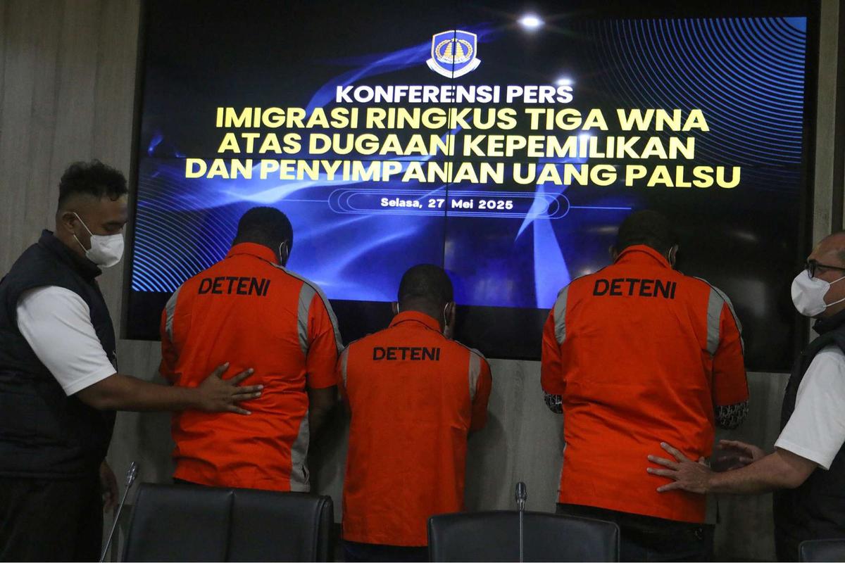 Tiga WNA ditangkap karena kasus uang palsu