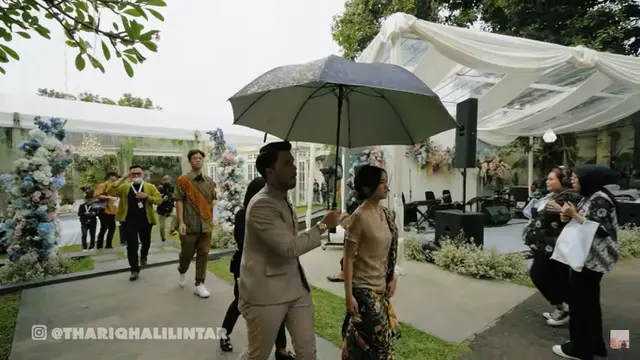 Fuji Bertemu Keluarga Besar Thariq