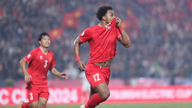 Nguyen Xuan Son, Timnas Vietnam