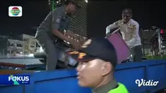 Simak informasi dalam Fokus Pagi (05/06) dengan beberapa berita di antaranya, Bus Karya Wisata Terguling, Jemaah Lansia Minta Turun dari Pesawat, Penertiban Pedagang di Kawasan Kota Tua.