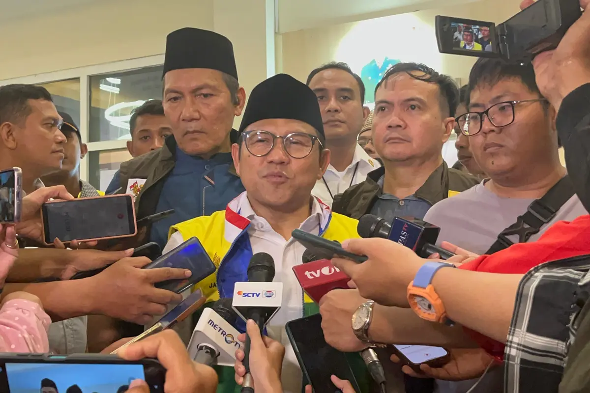 Calon wakil presiden nomor urut 1, Muhaimin Iskandar (Gus Imin) di Surabaya, Jumat (12/1/2024) (Liputan6.com/Muhammad Radityo Priyasmoro)