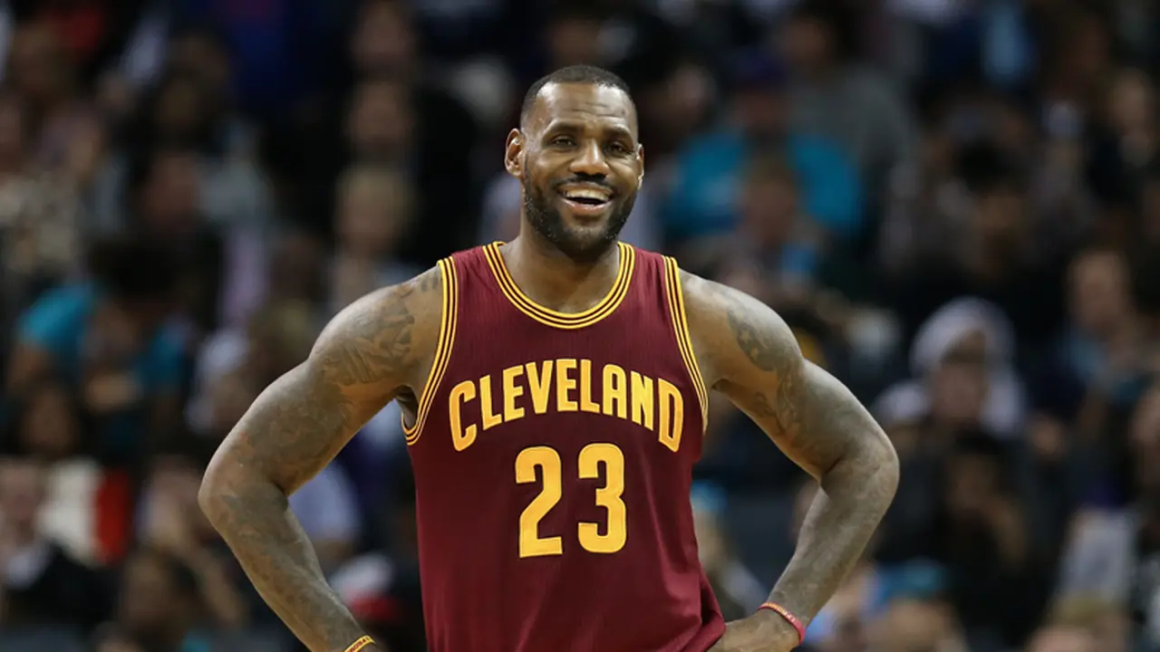[Bintang] LeBron James