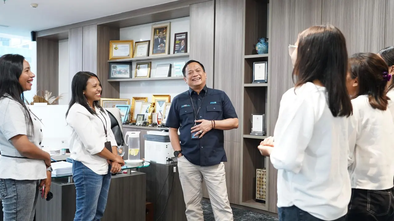 PNM memberangkatkan karyawan kristiani dari Kupang dan Flores, Nusa Tenggara Timur untuk Wisata Religi ke Vatikan. (Liputan6.com/ ist)