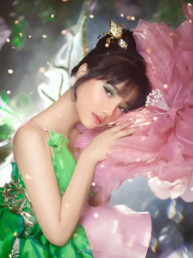 Photoshoot Fuji jadi Tinker Bell (Foto: Instagram fdphotography90 / fuji_an)
